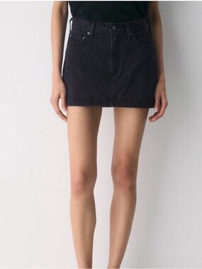 Denim Forum 90s Ricci Black mini skirt high Rise NWT(No Tag) $88 Retail Size 27